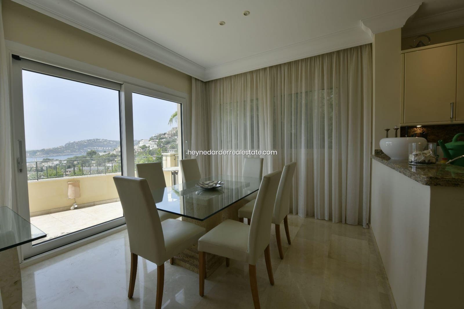 4 bedroom Villa for sale in Puerto de Andratx with pool garage - € 3,900,000 (Ref: 9420217)