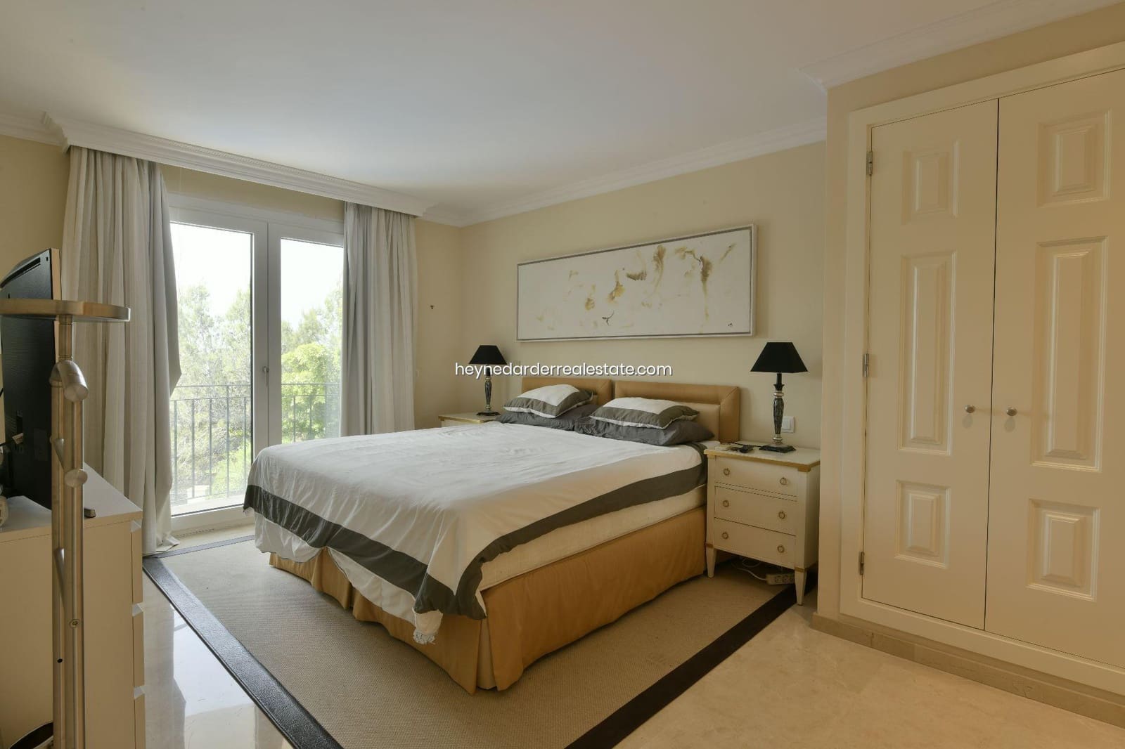 4 bedroom Villa for sale in Puerto de Andratx with pool garage - € 3,900,000 (Ref: 9420217)