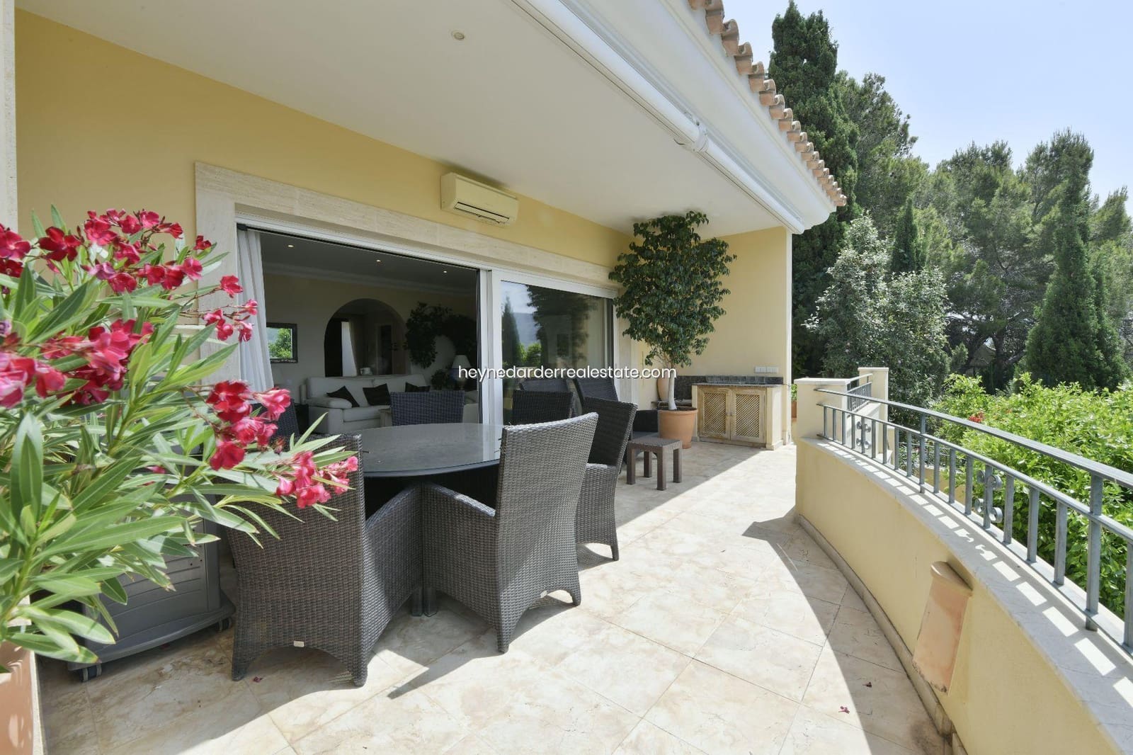 4 bedroom Villa for sale in Puerto de Andratx with pool garage - € 3,900,000 (Ref: 9420217)