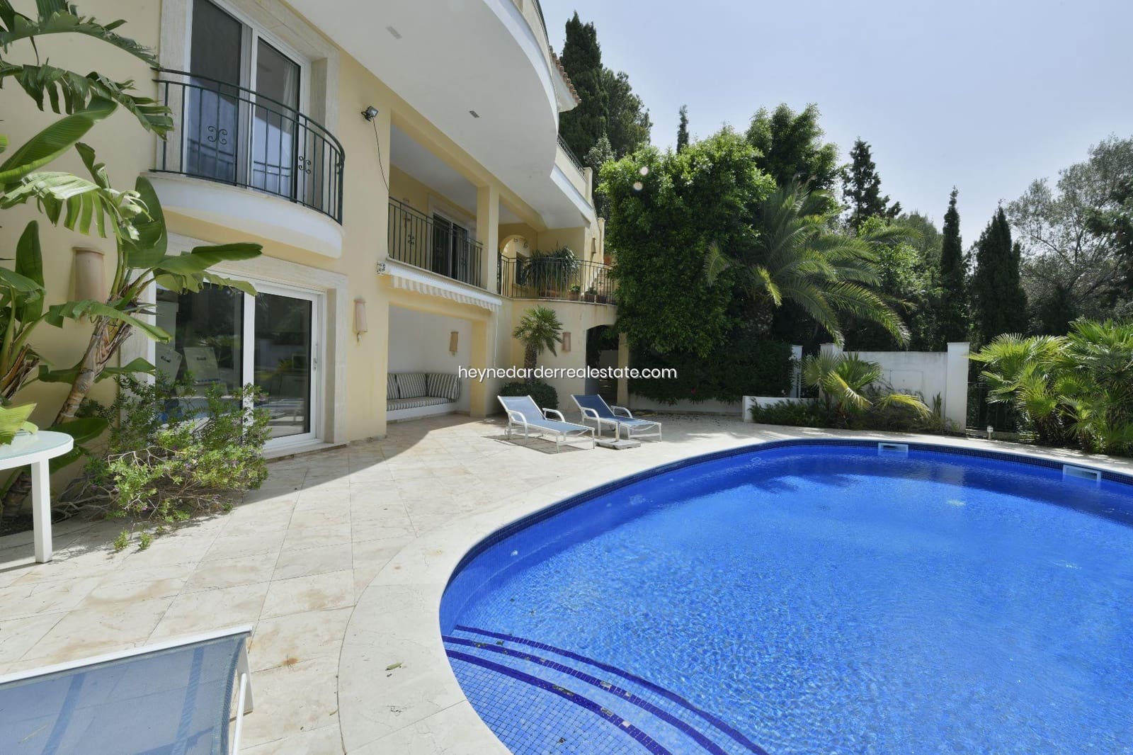 4 bedroom Villa for sale in Puerto de Andratx with pool garage - € 3,900,000 (Ref: 9420217)