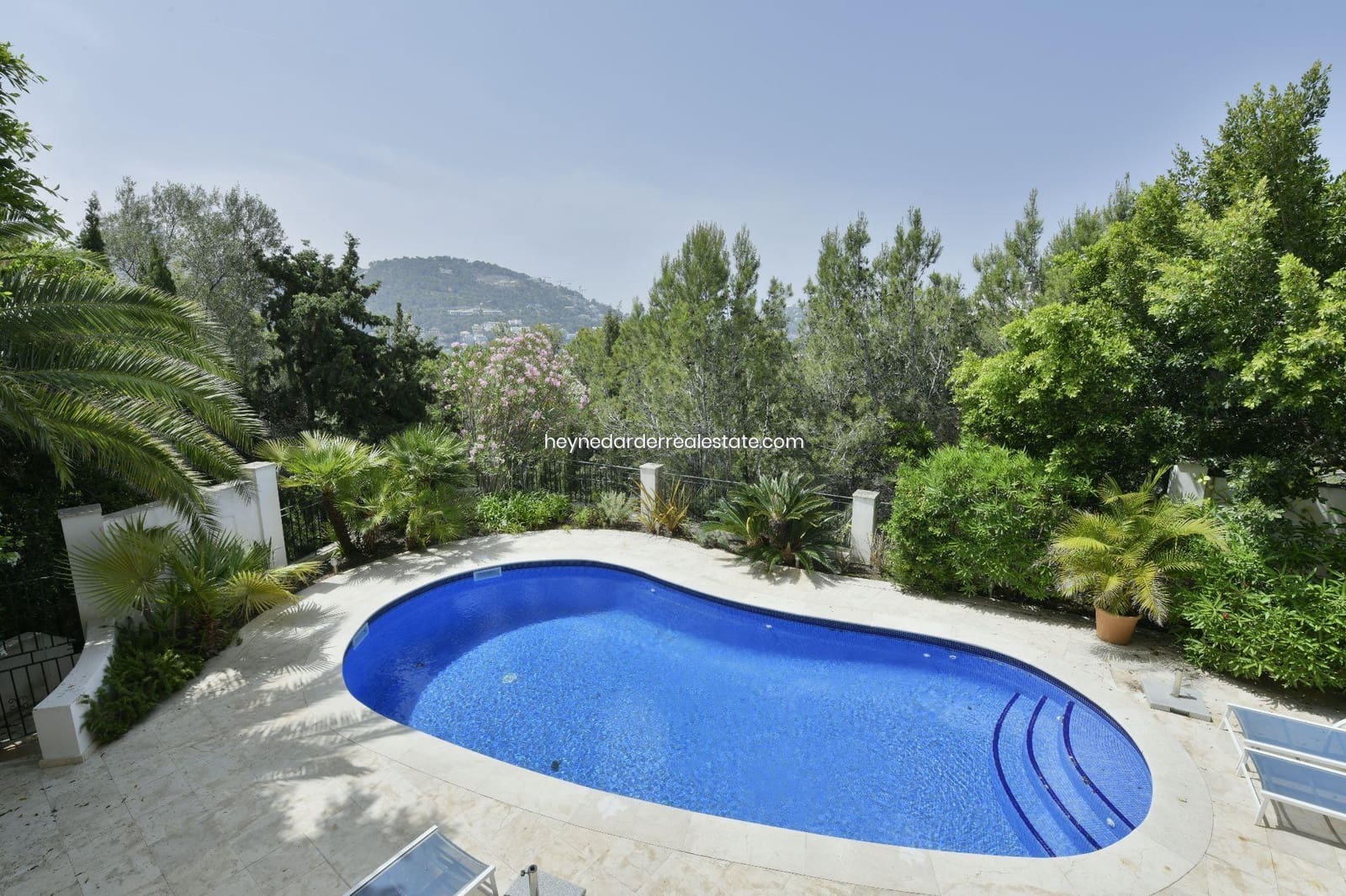 4 bedroom Villa for sale in Puerto de Andratx with pool garage - € 3,900,000 (Ref: 9420217)