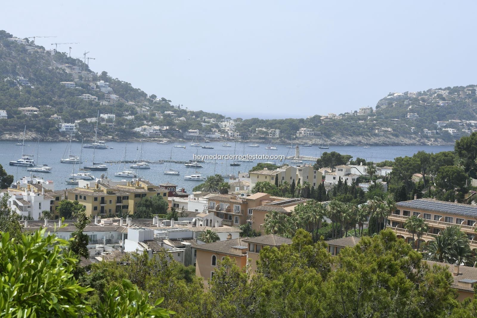 4 bedroom Villa for sale in Puerto de Andratx with pool garage - € 3,900,000 (Ref: 9420217)