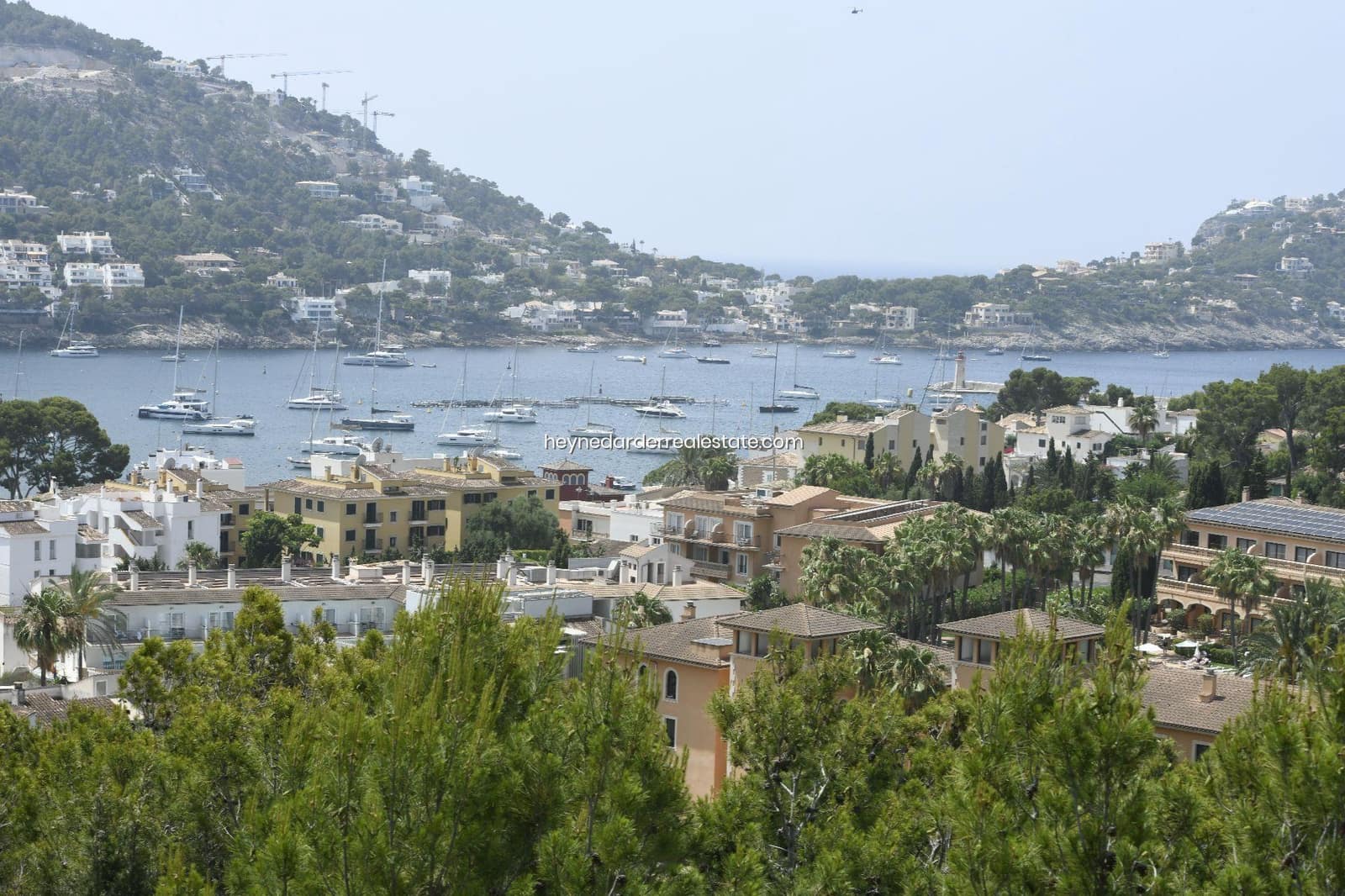 4 bedroom Villa for sale in Puerto de Andratx with pool garage - € 3,900,000 (Ref: 9420217)