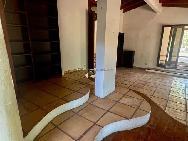 2 soveværelse Finca/Landehus til salg i Andratx med swimmingpool garage - € 1.100.000 (Ref: 9420218)