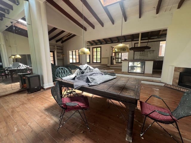 2 soveværelse Finca/Landehus til salg i Andratx med swimmingpool garage - € 1.100.000 (Ref: 9420218)