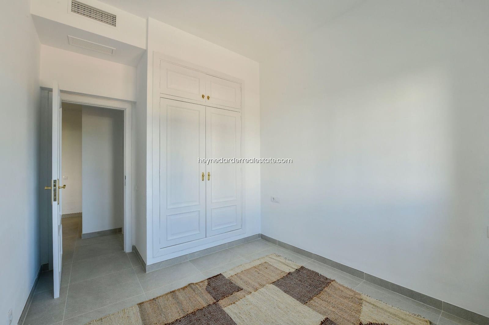 5 bedroom Villa for sale in Santa Ponsa with pool garage - € 2,750,000 (Ref: 9420219)