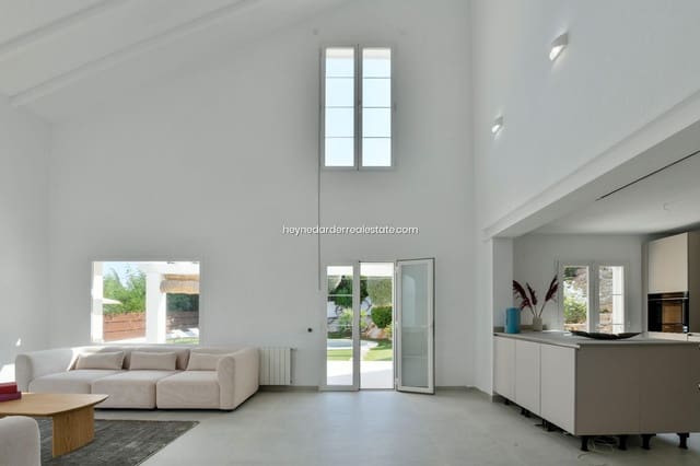 5 soverom Villa til salgs i Santa Ponsa, Calvià med svømmebasseng garasje - € 2 750 000 (Ref: 9420219)