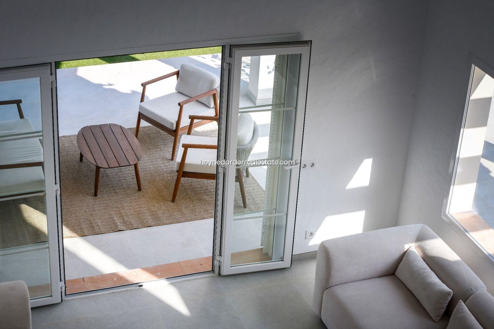 5 bedroom Villa for sale in Santa Ponsa with pool garage - € 2,750,000 (Ref: 9420219)