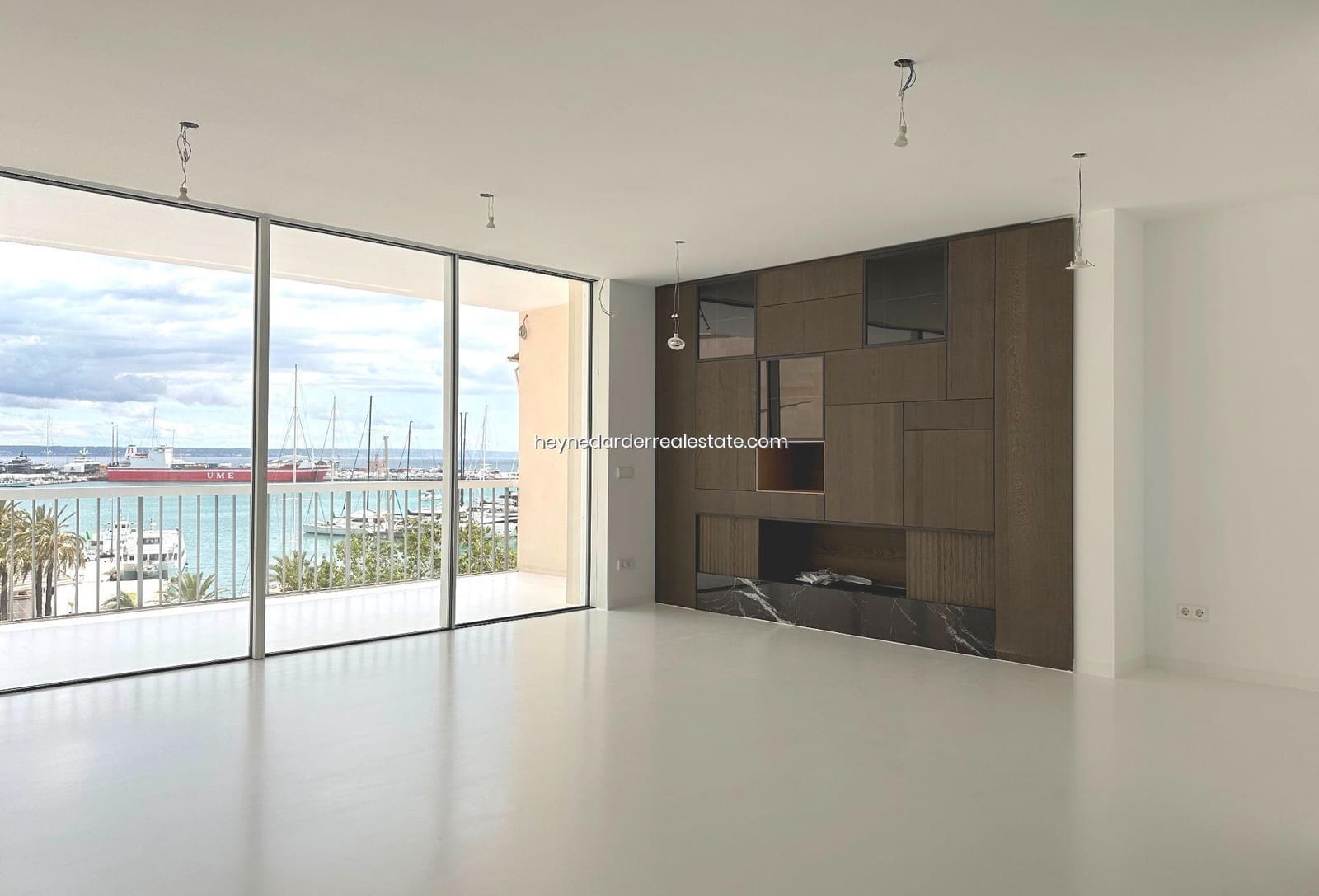 3 bedroom Apartment for sale in Palma de Mallorca with garage - € 1,950,000 (Ref: 9420221)