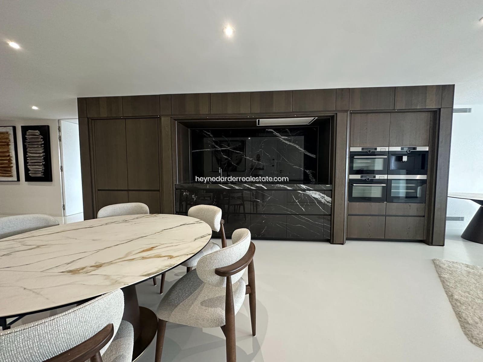 3 bedroom Apartment for sale in Palma de Mallorca with garage - € 1,950,000 (Ref: 9420221)