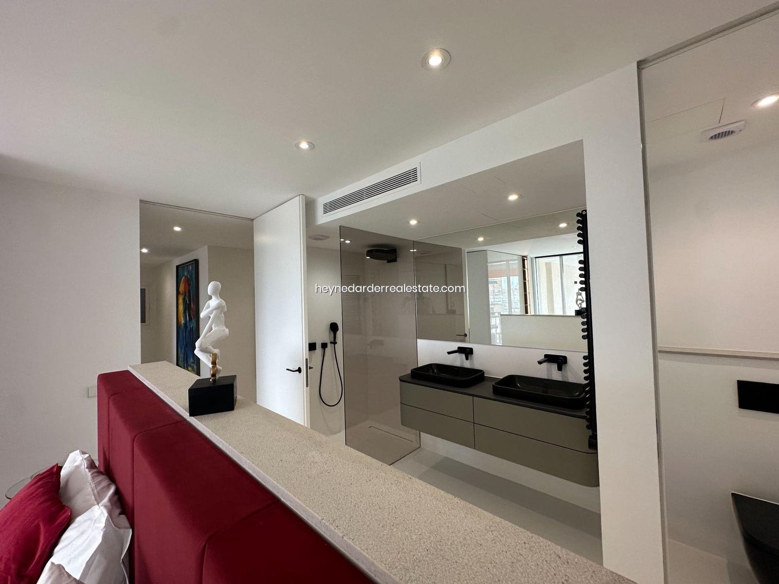 3 bedroom Apartment for sale in Palma de Mallorca with garage - € 1,950,000 (Ref: 9420221)