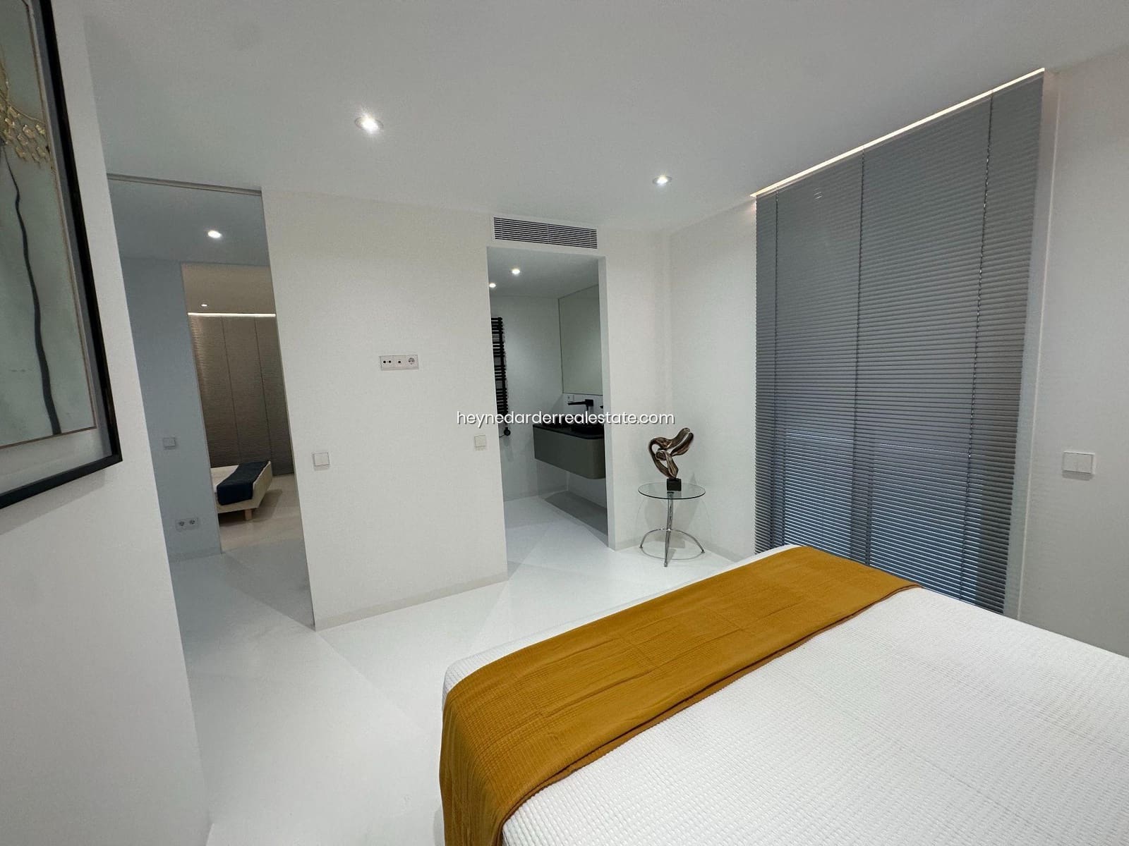 3 bedroom Apartment for sale in Palma de Mallorca with garage - € 1,950,000 (Ref: 9420221)