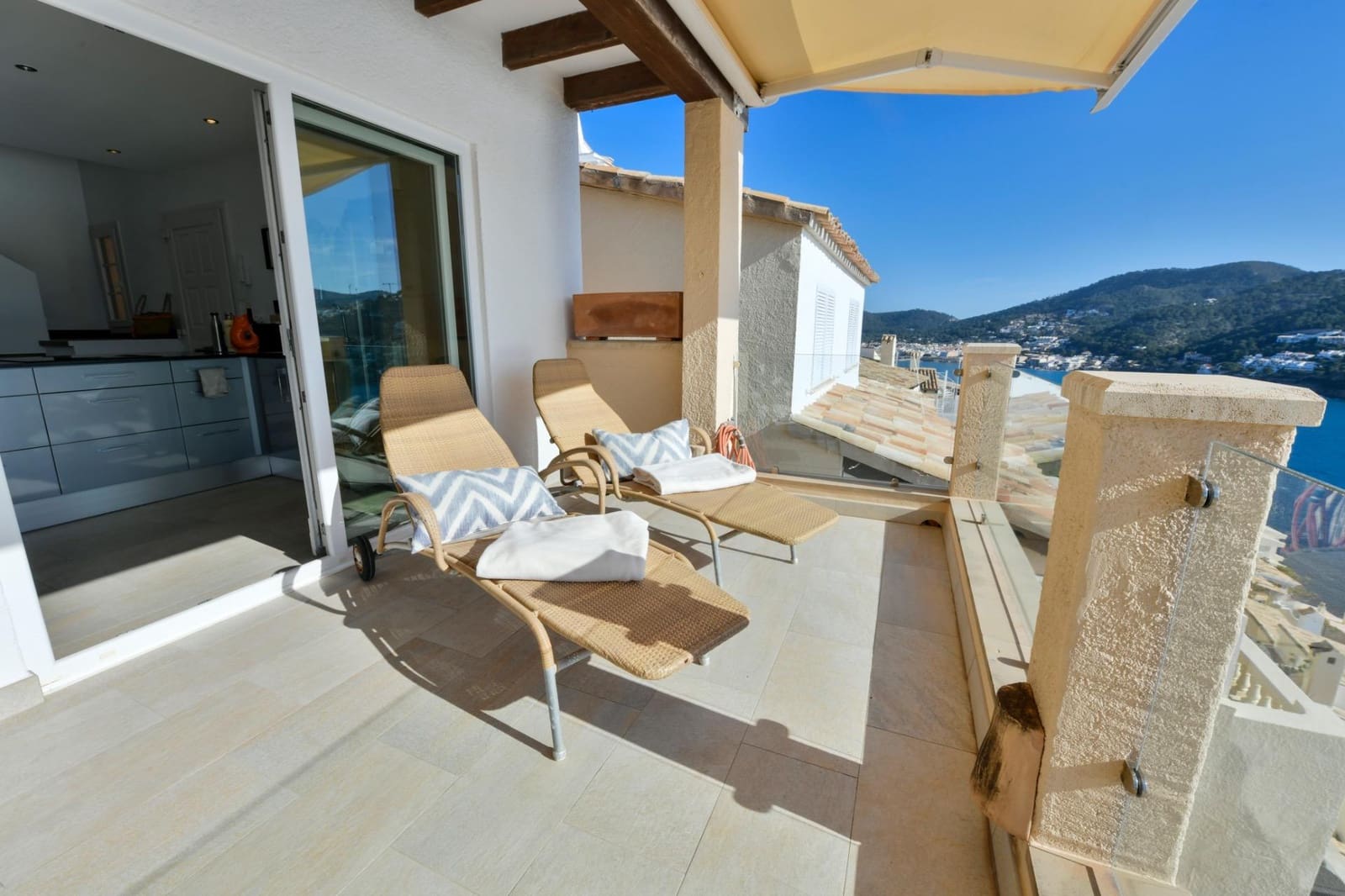 2 soveværelse Lejlighed til salg i Puerto de Andratx med swimmingpool garage - € 1.390.000 (Ref: 9420222)