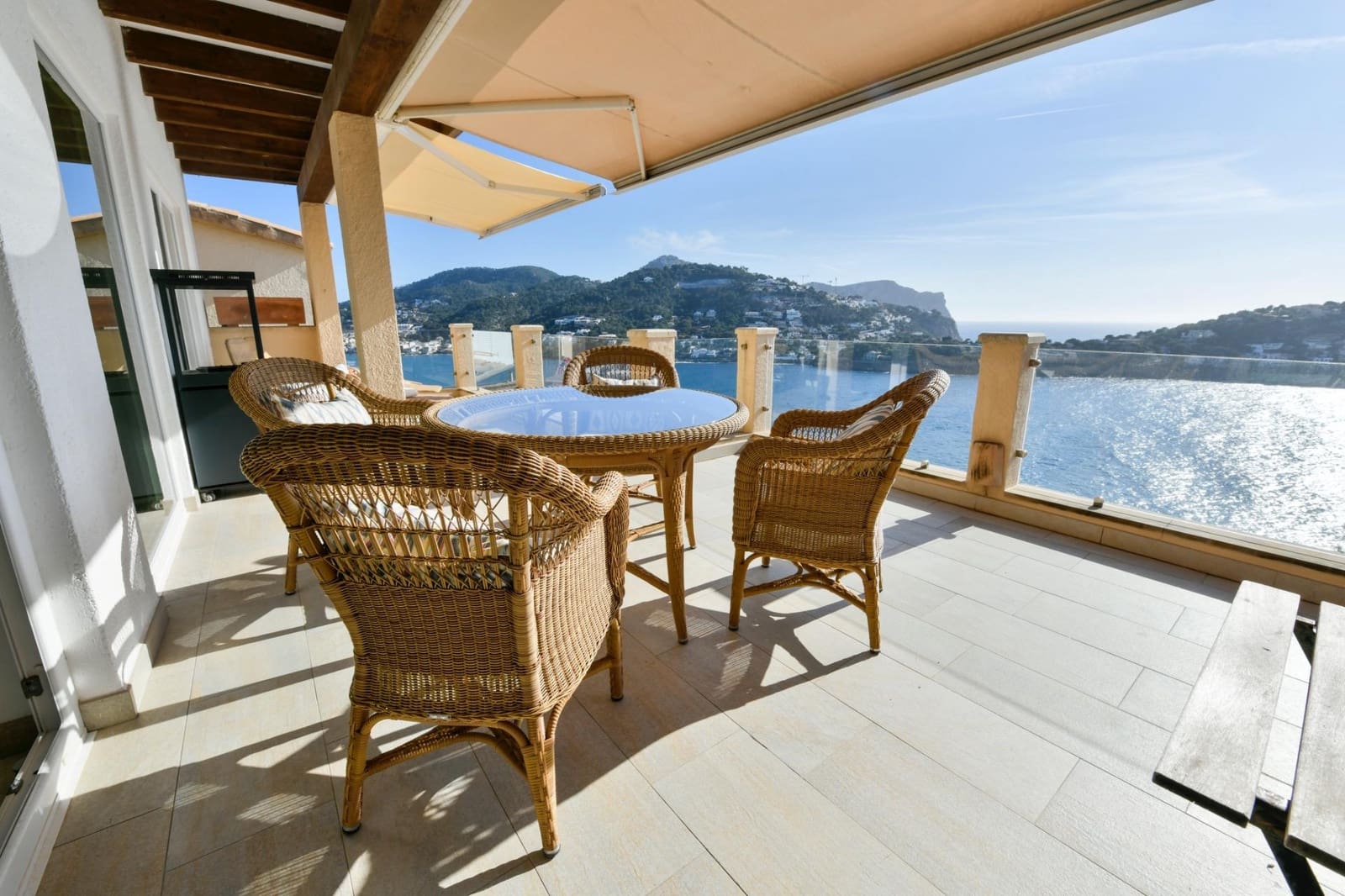 2 soveværelse Lejlighed til salg i Puerto de Andratx med swimmingpool garage - € 1.390.000 (Ref: 9420222)