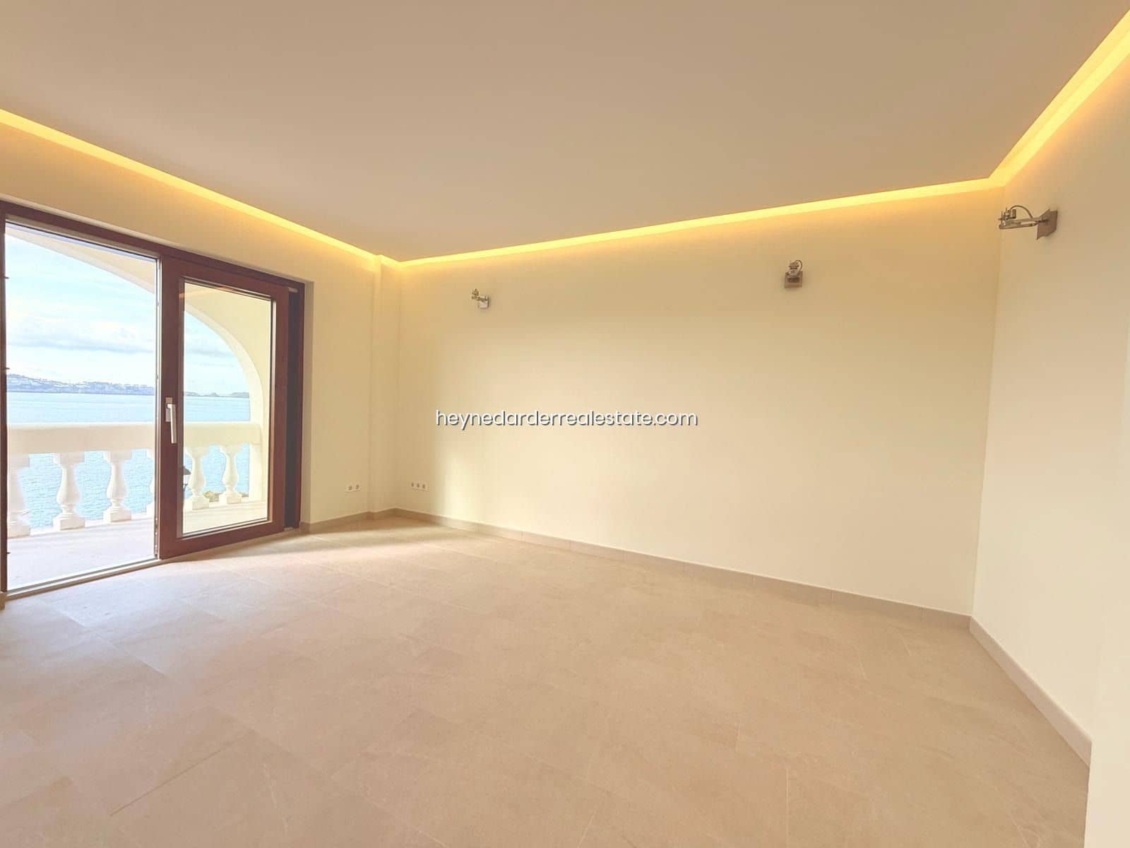 1 quarto Apartamento para venda em Peguera / Paguera com piscina - 790 000 € (Ref: 9420223)