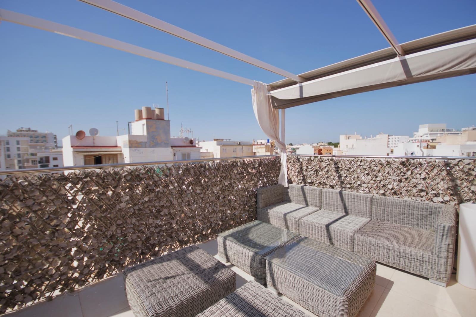 1 bedroom Penthouse for sale in Palma de Mallorca - € 470,000 (Ref: 9420227)