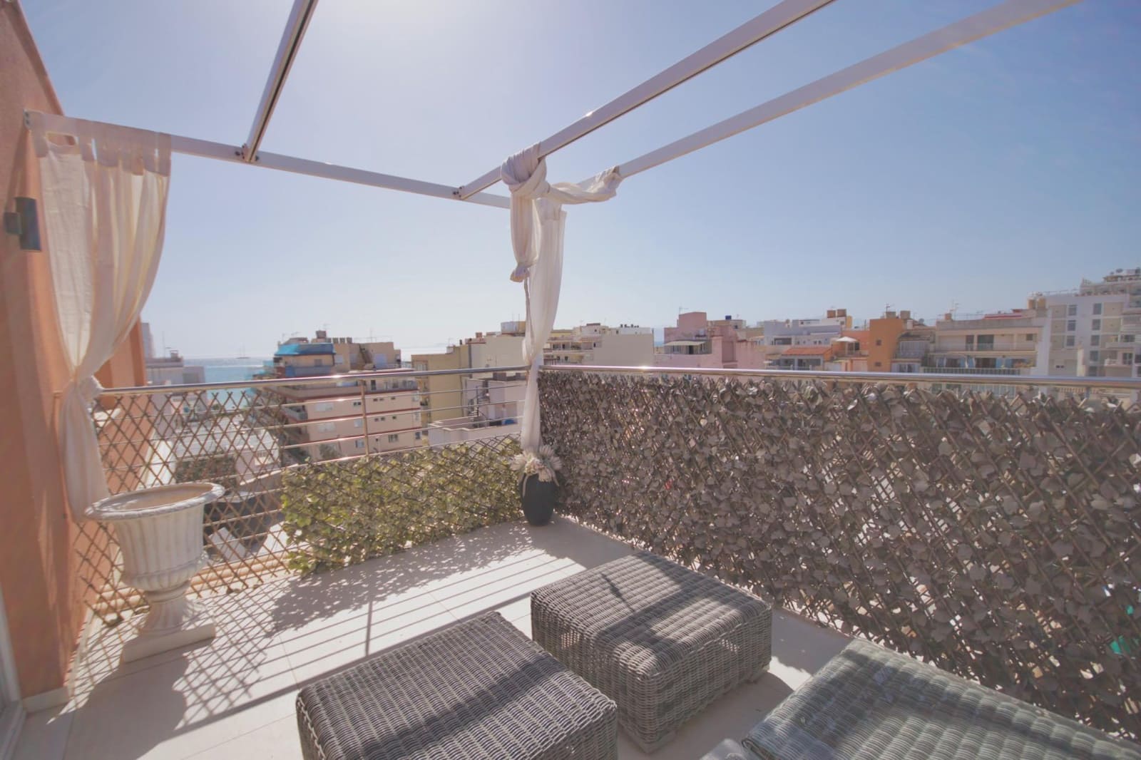 1 bedroom Penthouse for sale in Palma de Mallorca - € 470,000 (Ref: 9420227)