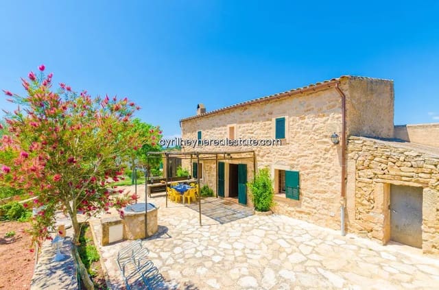 3 bedroom Finca/Country House for sale in Manacor with pool garage - € 900,000 (Ref: 9420232)