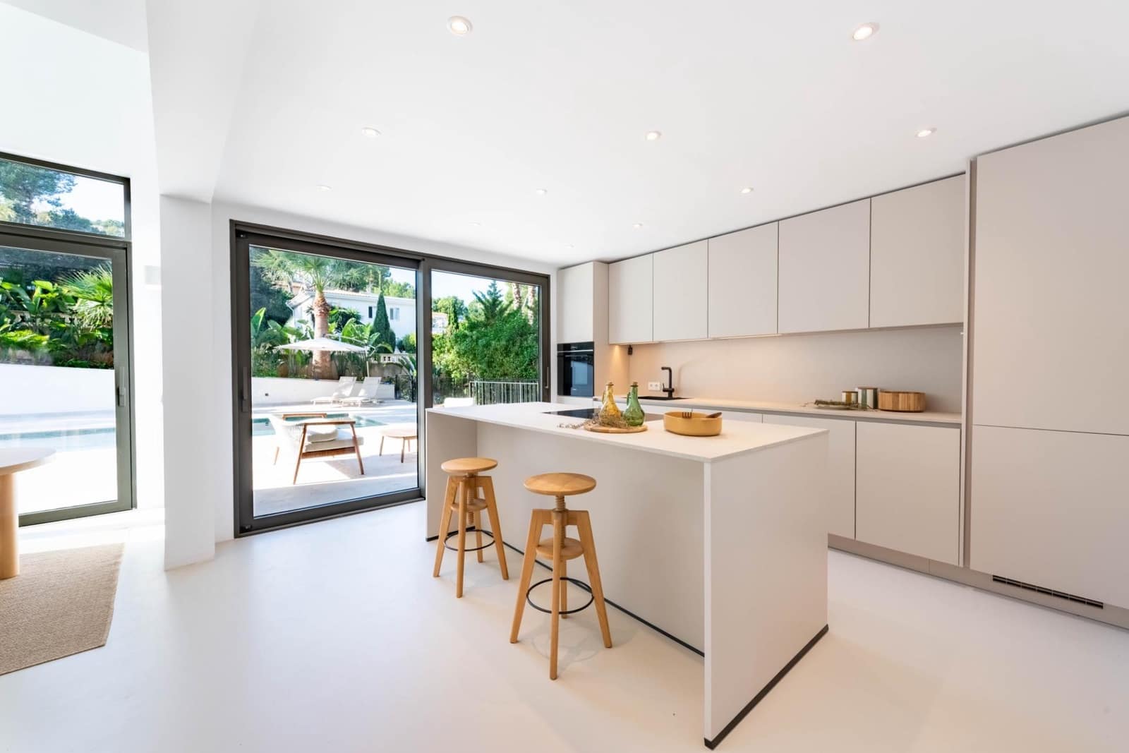 4 soverom Villa til salgs i Santa Ponsa med svømmebasseng garasje - € 2 950 000 (Ref: 9420234)