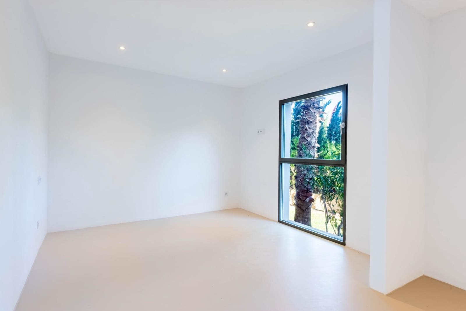 4 soverom Villa til salgs i Santa Ponsa med svømmebasseng garasje - € 2 950 000 (Ref: 9420234)