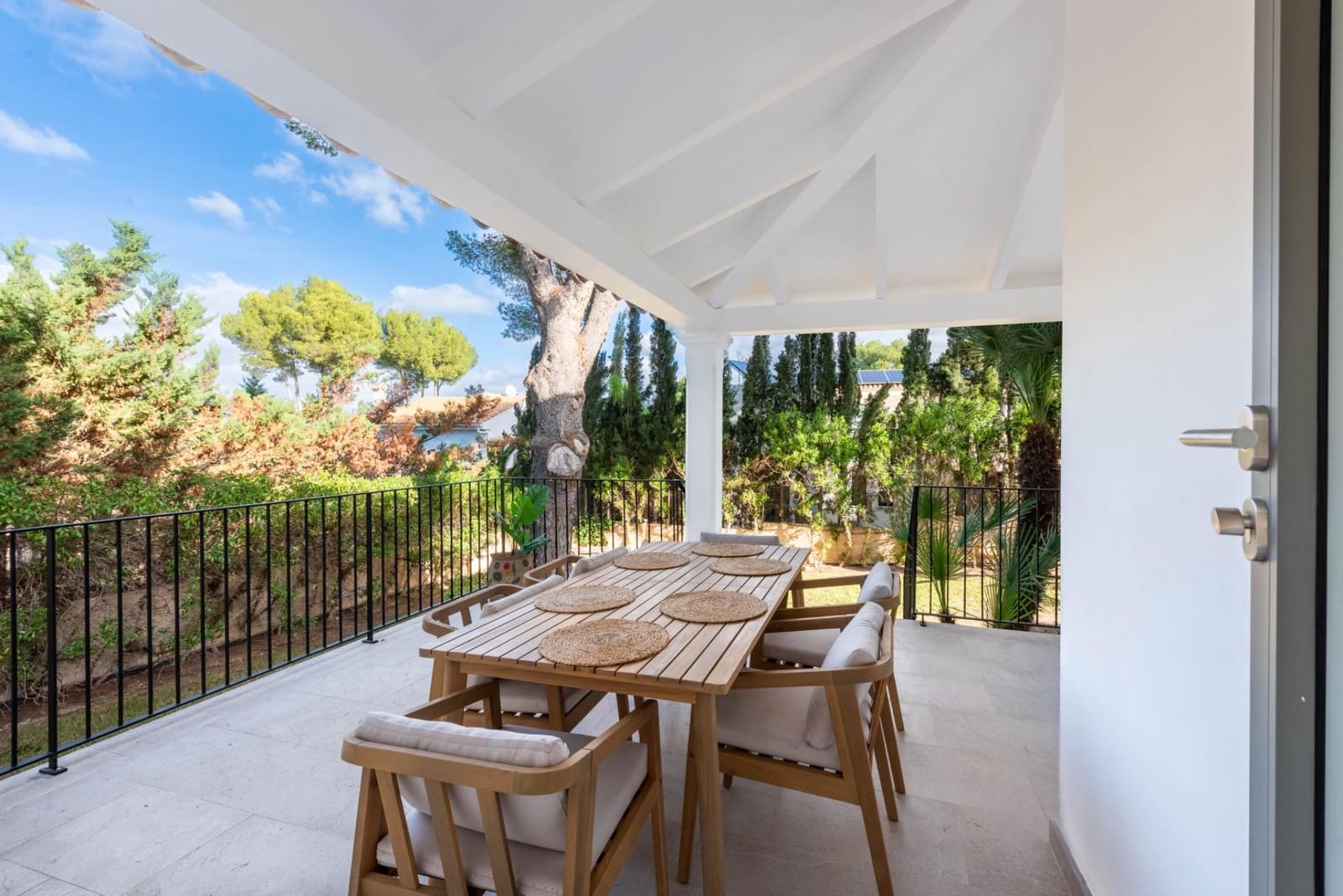 4 soverom Villa til salgs i Santa Ponsa med svømmebasseng garasje - € 2 950 000 (Ref: 9420234)