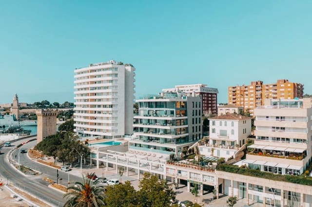 Piso de 2 habitaciones en Palma de Mallorca en venta con piscina garaje - 2.450.000 € (Ref: 9420237)