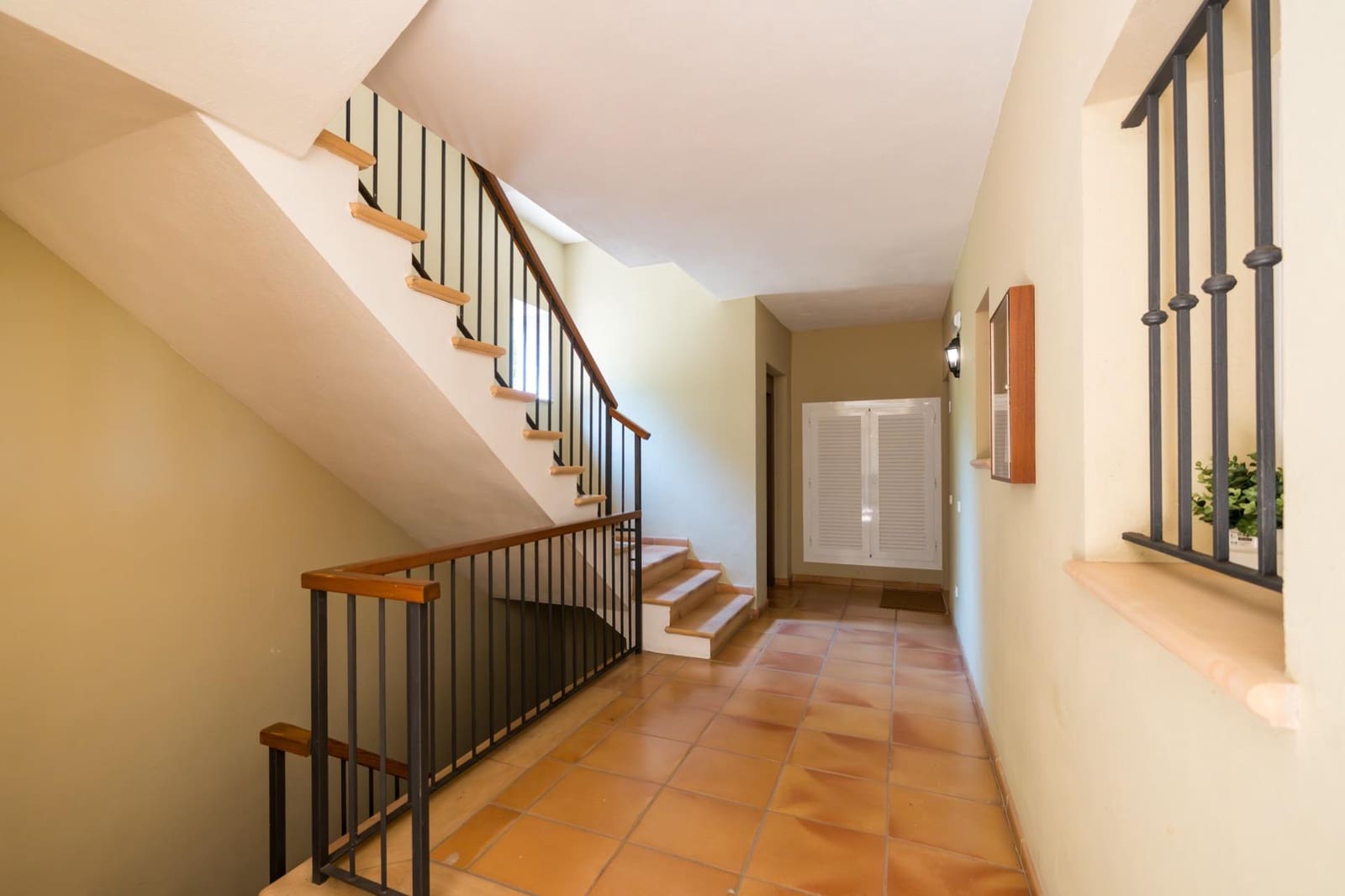 2 bedroom Apartment for sale in Illetas with pool - € 900,000 (Ref: 9420242)