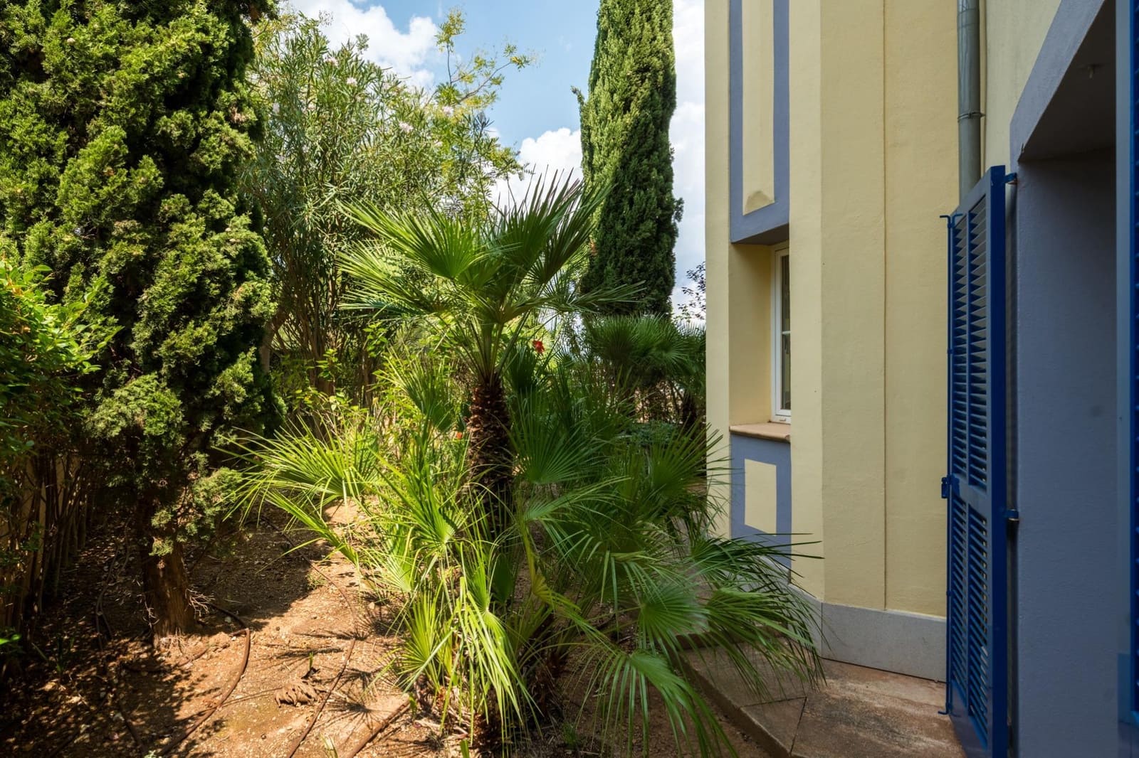 2 bedroom Apartment for sale in Illetas with pool - € 900,000 (Ref: 9420242)