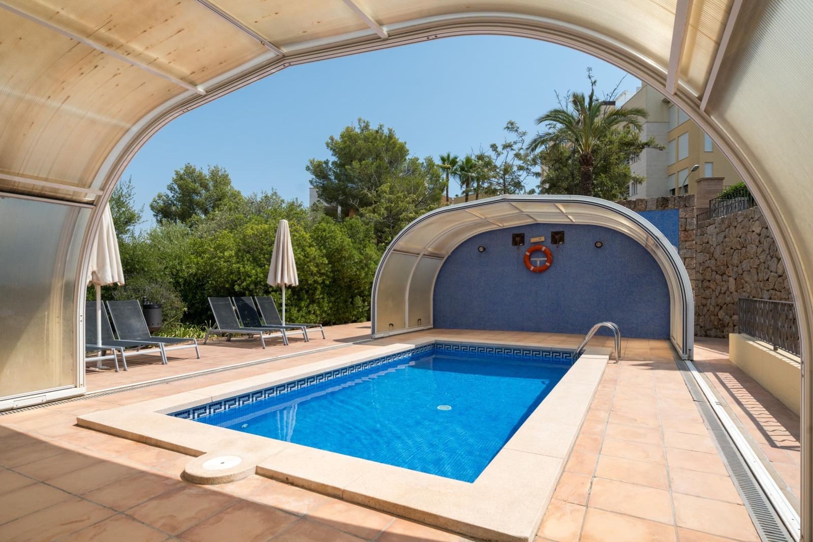 2 bedroom Apartment for sale in Illetas with pool - € 900,000 (Ref: 9420242)