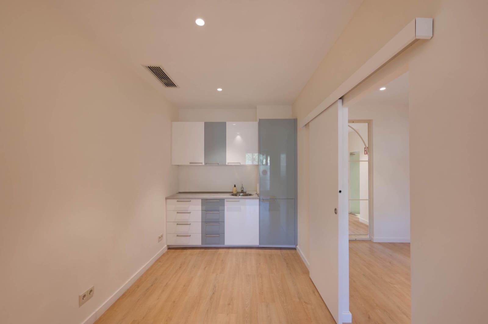 Commercieel te koop in Calvia met garage - € 495.000 (Ref: 9427328)