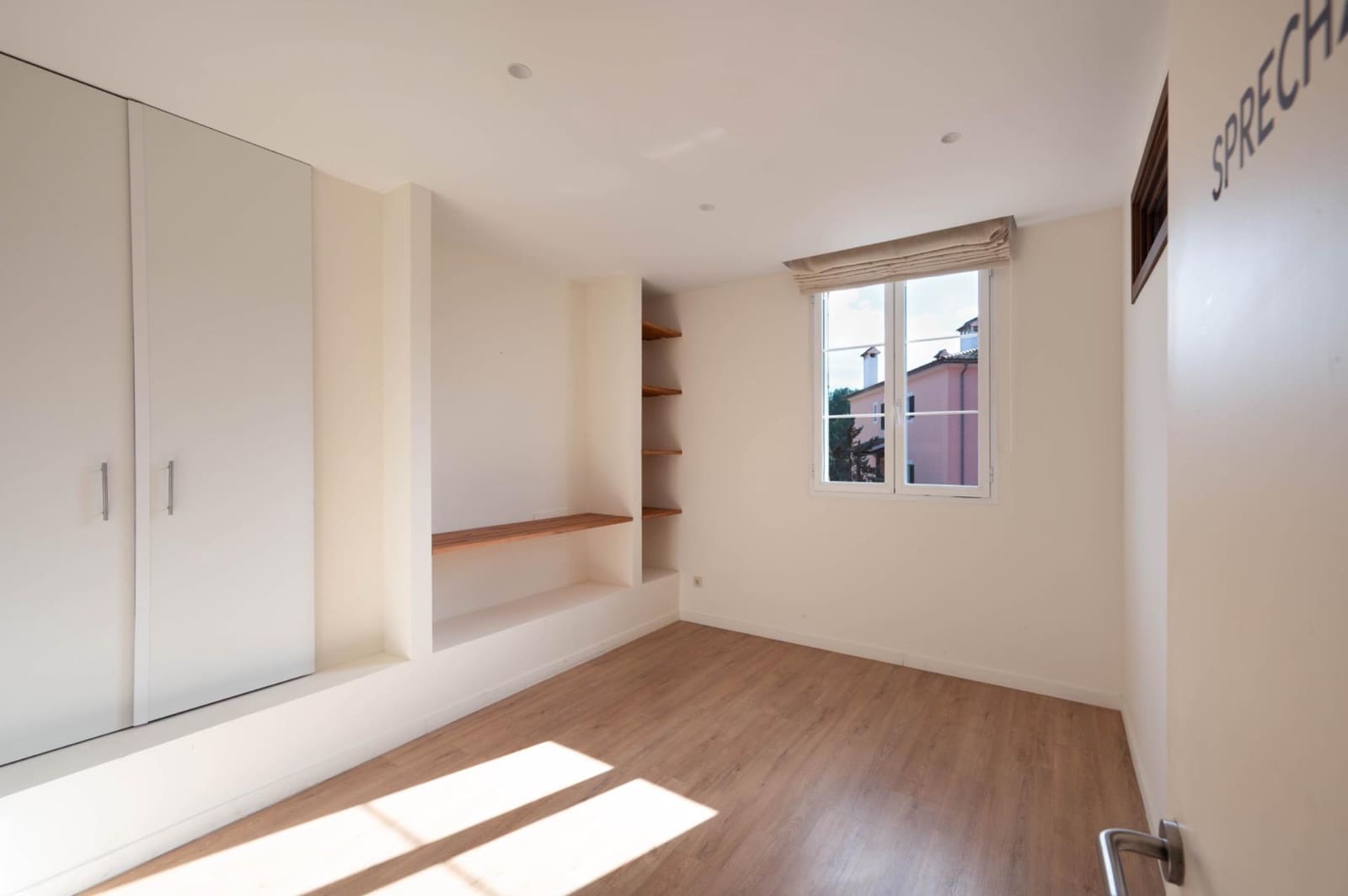 Commercieel te koop in Calvia met garage - € 495.000 (Ref: 9427328)