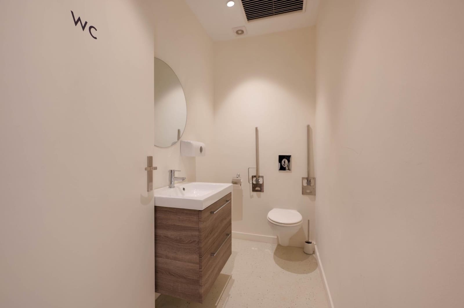 Commercieel te koop in Calvia met garage - € 495.000 (Ref: 9427328)