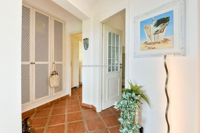 4 soveværelse Villa til salg i Costa de la Calma, Calvià med swimmingpool garage - € 1.980.000 (Ref: 9439026)