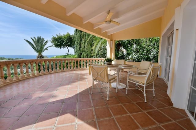 4 makuuhuone Huvila myytävänä paikassa Costa de la Calma, Calvià mukana uima-altaan 
autotalli - 1 980 000 € (Ref: 9439026)