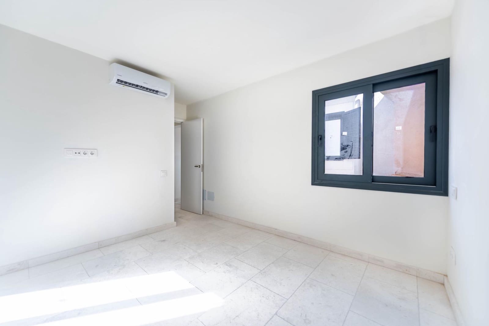 3 quarto Casa em Banda para venda em Calvia com piscina - 1 150 000 € (Ref: 9441279)