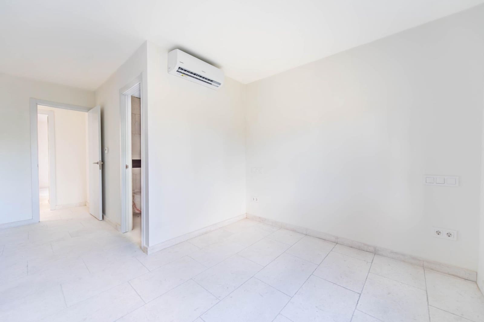 3 quarto Casa em Banda para venda em Calvia com piscina - 1 150 000 € (Ref: 9441279)