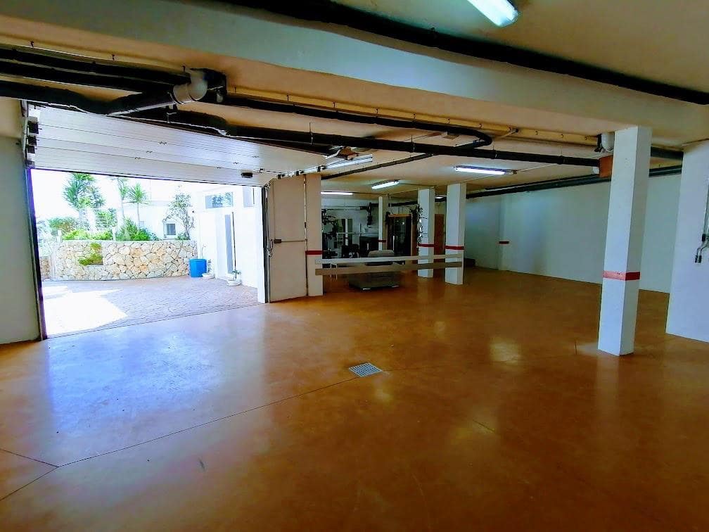 4 soveværelse Villa til leje i Santa Ponsa med swimmingpool garage - € 15.000 (Ref: 9450023)