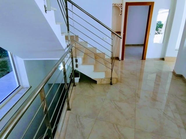 4 soveværelse Villa til leje i Santa Ponsa, Calvià med swimmingpool garage - € 15.000 (Ref: 9450023)