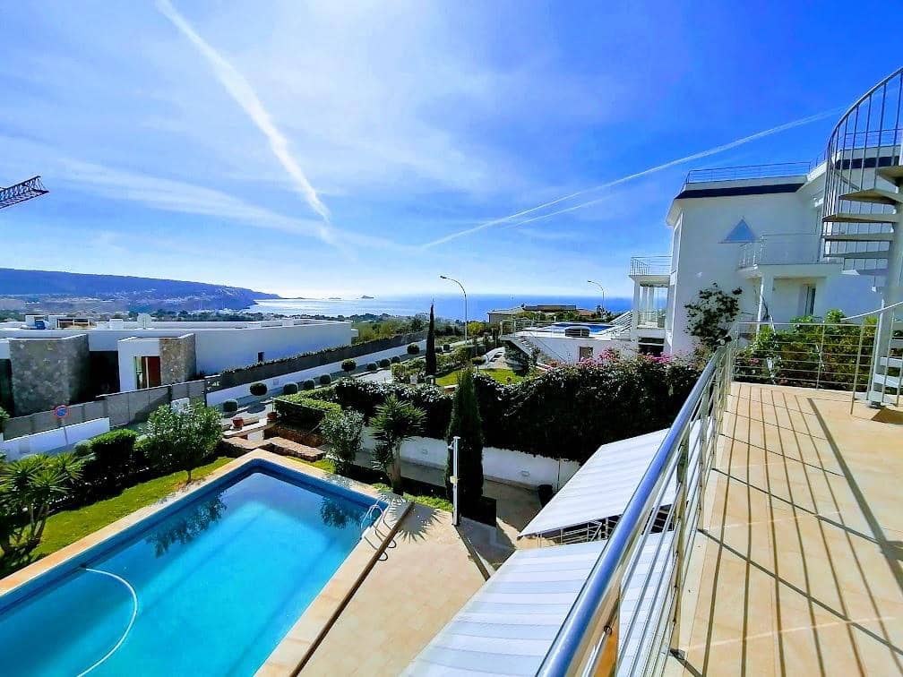 4 soveværelse Villa til leje i Santa Ponsa med swimmingpool garage - € 15.000 (Ref: 9450023)
