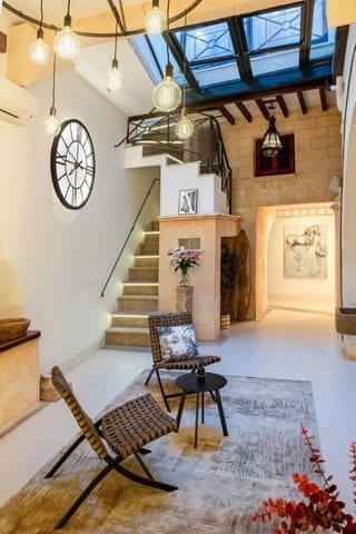 4 makuuhuone Omakotitalo myytävänä paikassa Palma de Mallorca mukana 
autotalli - 2 370 000 € (Ref: 9478780)