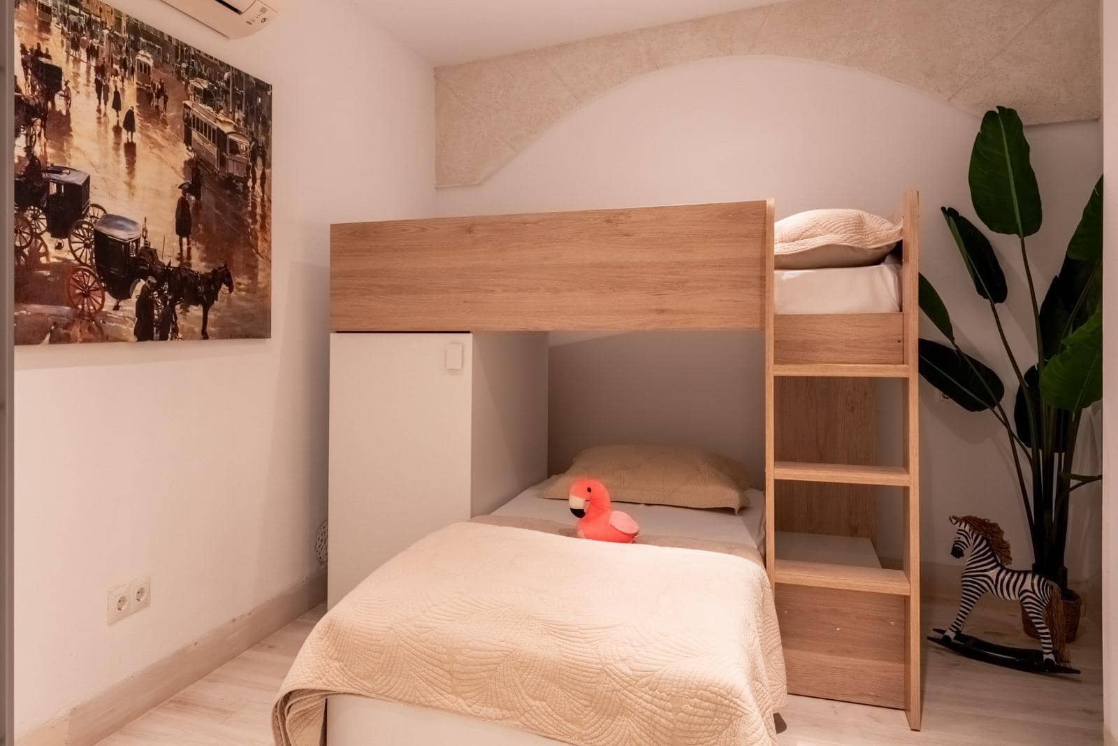 4 makuuhuone Omakotitalo myytävänä paikassa Palma de Mallorca mukana 
autotalli - 2 370 000 € (Ref: 9478780)