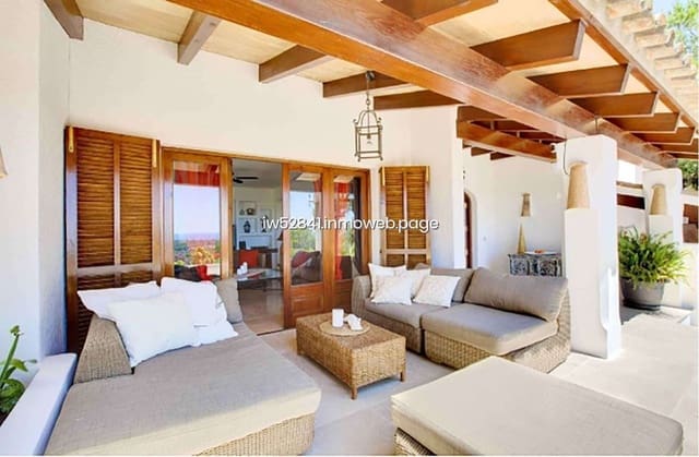 Chalet de 4 habitaciones en Bendinat, Calvià en venta con piscina - 3.500.000 € (Ref: 9481270)