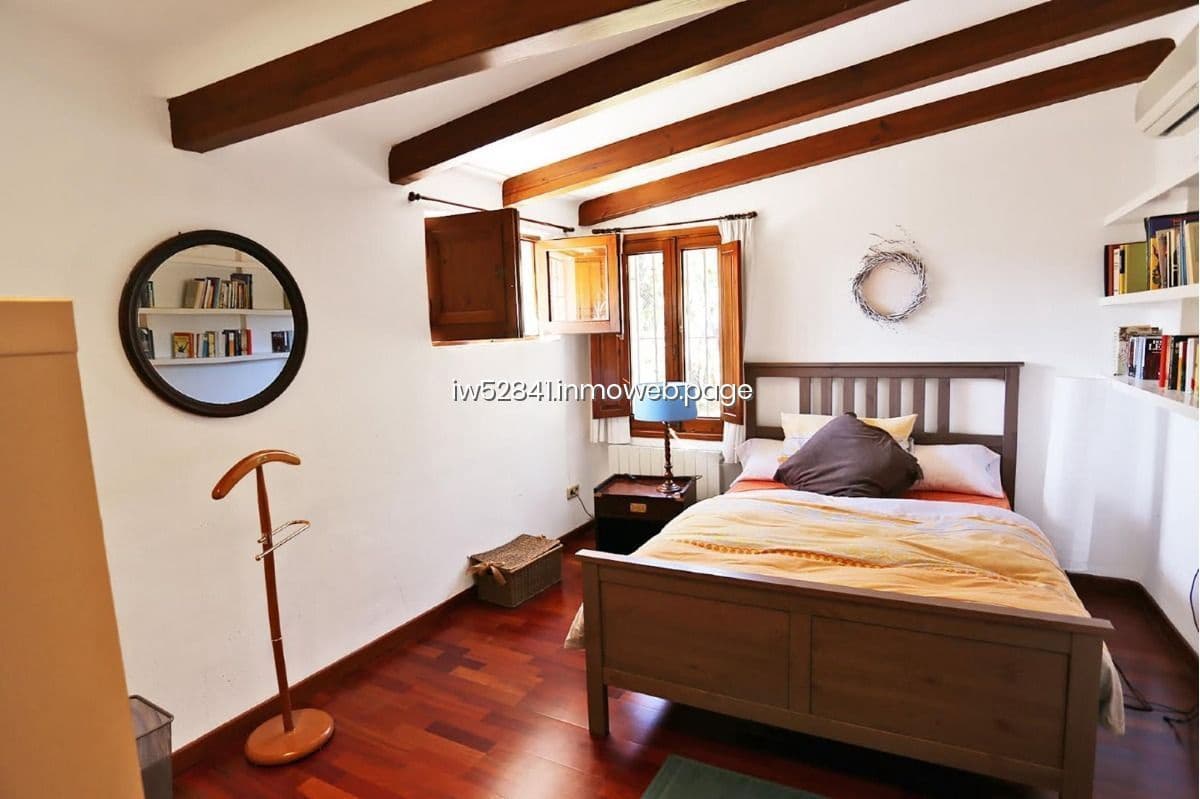 Chalet de 4 habitaciones en Bendinat en venta con piscina - 3.500.000 € (Ref: 9481270)