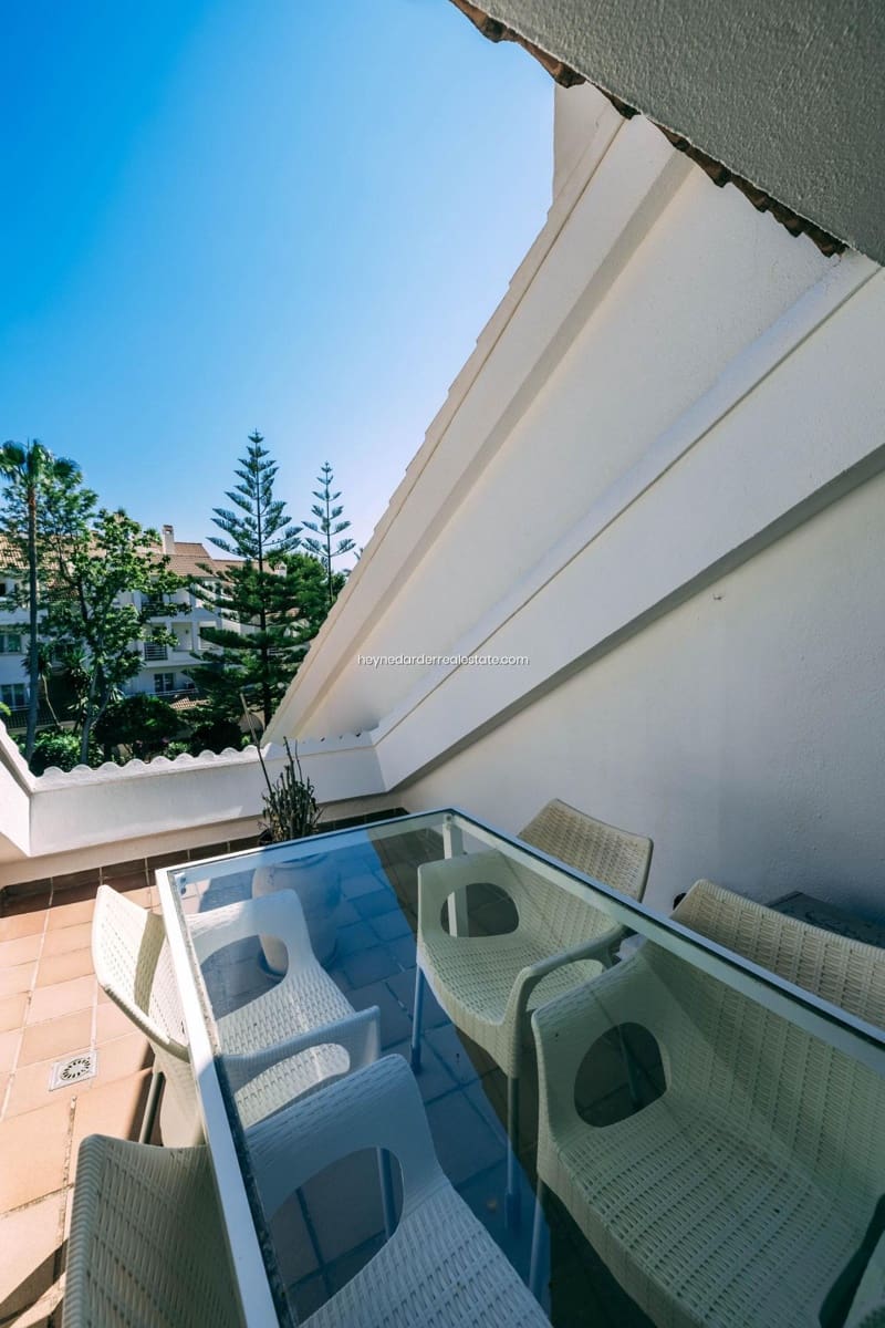 2 sovrum Lägenhet att hyra i Santa Ponsa med pool - 3 500 € (Ref: 9511851)