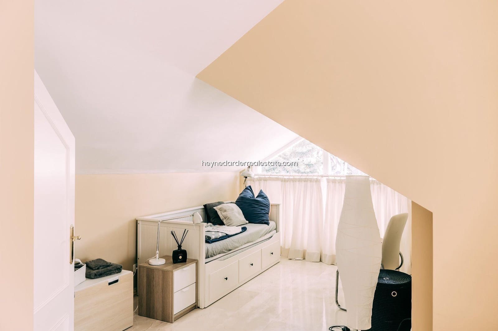 2 sovrum Lägenhet att hyra i Santa Ponsa med pool - 3 500 € (Ref: 9511851)