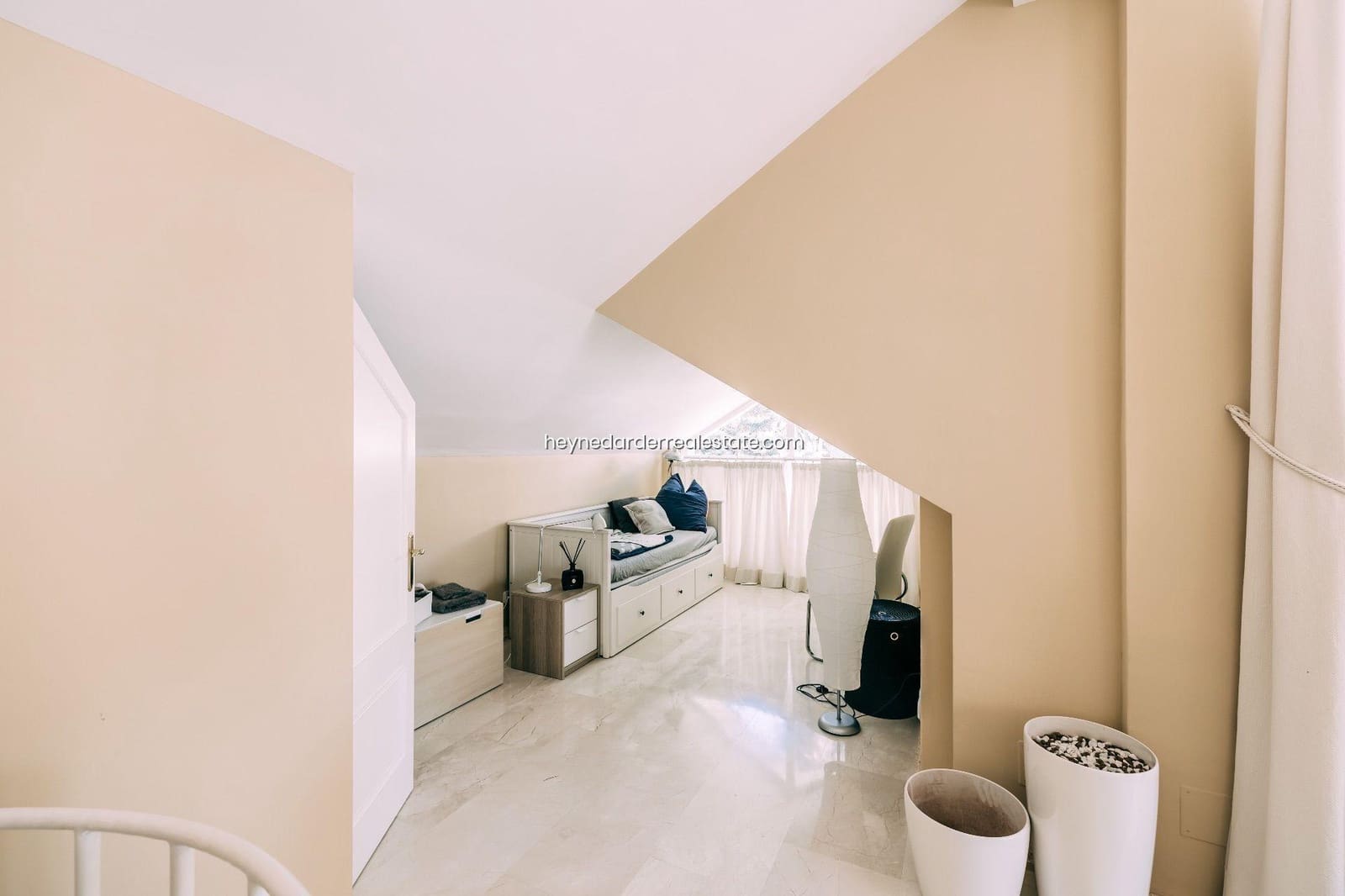 2 sovrum Lägenhet att hyra i Santa Ponsa med pool - 3 500 € (Ref: 9511851)