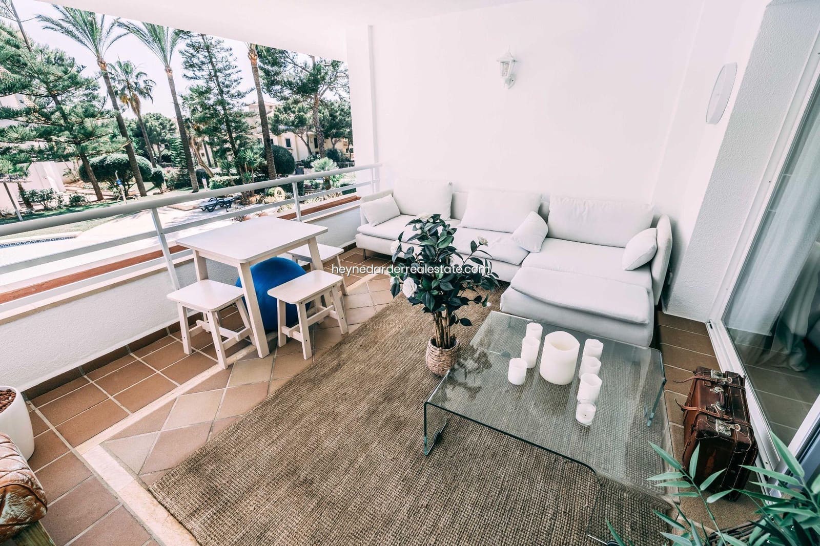 2 sovrum Lägenhet att hyra i Santa Ponsa med pool - 3 500 € (Ref: 9511851)