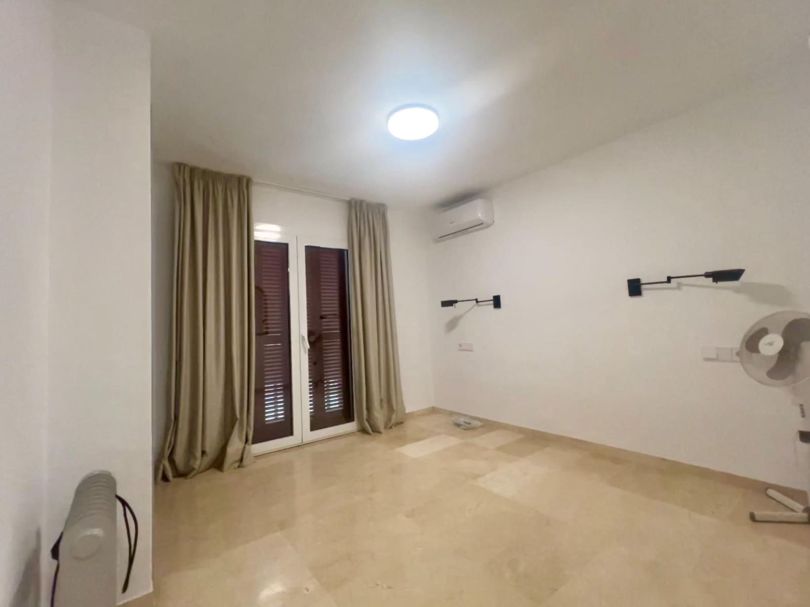 3 sovrum Lägenhet att hyra i Santa Ponsa med pool - 2 500 € (Ref: 9533842)