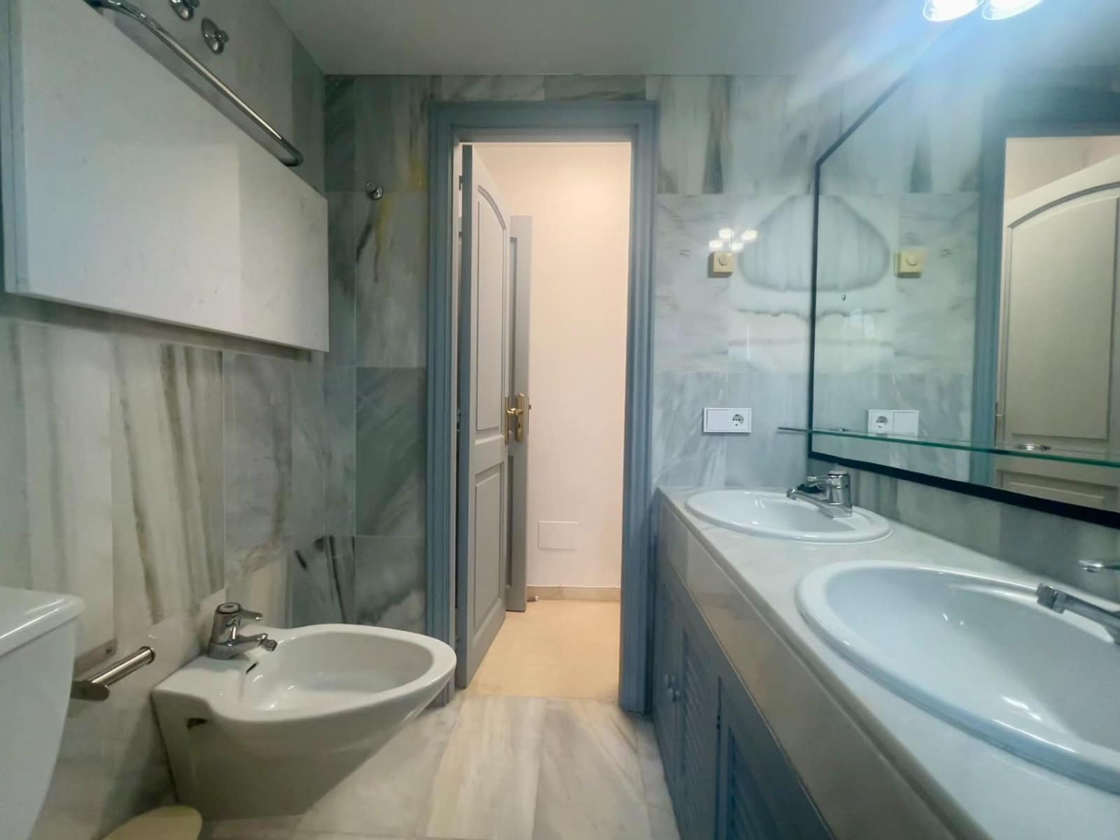 3 sovrum Lägenhet att hyra i Santa Ponsa med pool - 2 500 € (Ref: 9533842)