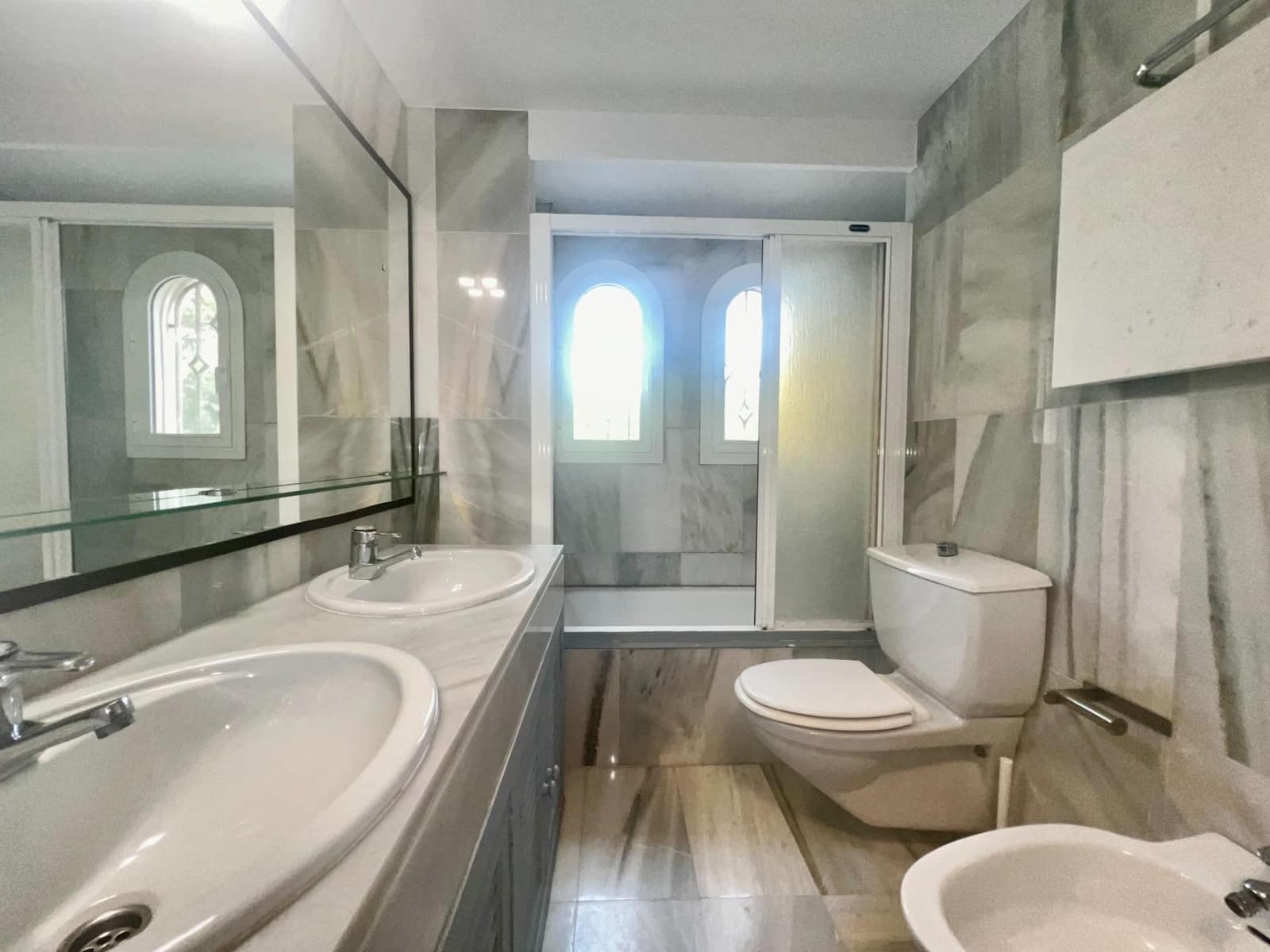 3 sovrum Lägenhet att hyra i Santa Ponsa med pool - 2 500 € (Ref: 9533842)